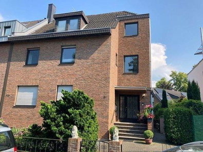 Hausansicht Straßenseite