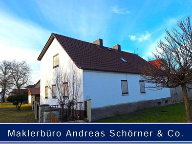 01 Straßenansicht Wohnhaus.jpeg