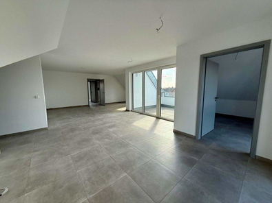 Ansicht 1 Wohn- und Esszimmer