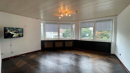 Wohnraum mit Massivholzparkett