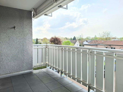 Balkon mit Markise