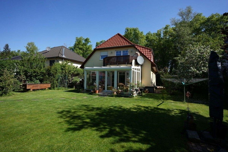 Haus Gartenansicht