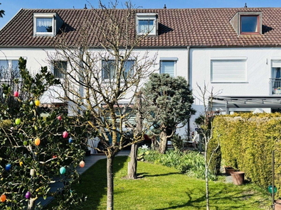 Hausansicht vom Garten