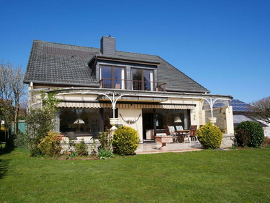 Hausansicht Gartenseite