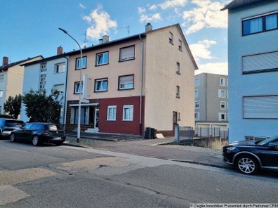 1 - Haus Vorderansicht