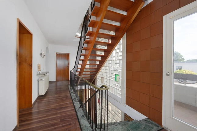 Bild: Treppenhaus EG