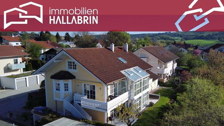 Exklusives Mehrfamilienhaus -ein Zuhause, das Licht, Raum u. Eleganz vereint