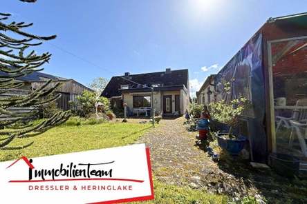 Rückansicht mit Garten