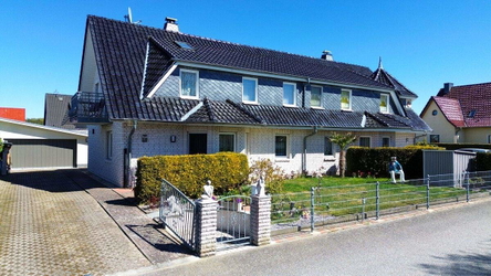 Haus mit Zufahrt