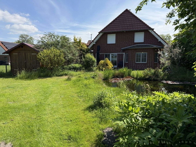 Blick aus dem Garten