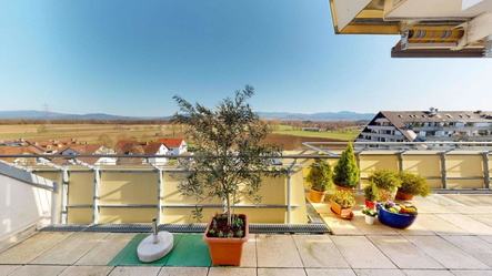 Dachterrasse-mit-Traumhafter-Aussicht