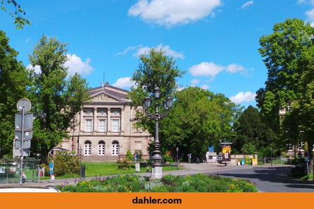 Der Theaterplatz