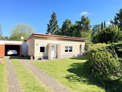 Haus - (KI generiert)
