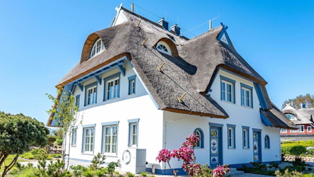 Hausansicht_Seitlich