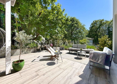 uneinsehbare Süd-Terrasse