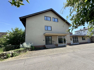 Ansicht Haus mit Werkstatt