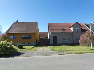 001-Straßenansicht Haus 1 & Haus 2.JPG