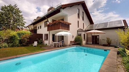 Außenansicht / Pool