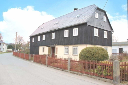 Straßenansicht