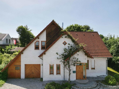 Eingangsbereich mit Garage