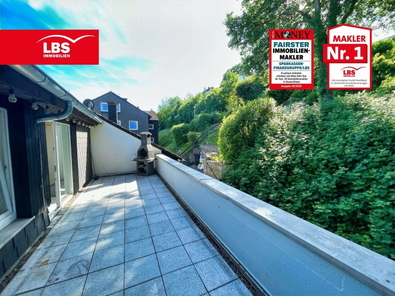 Sonnige Dachterrasse  mit einem tollen Blick in Grüne- Kleine Oase des Glücks !