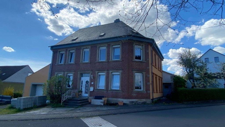 Straßenansicht