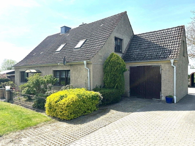 Hausansicht Straße LHH.jpg