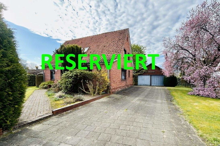 Seitenansicht-Auffahrt-reserviert1