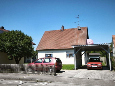 Straßenansicht