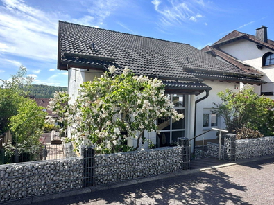 Straßenansicht