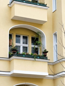 Hausansicht-Balkon der Wohnung