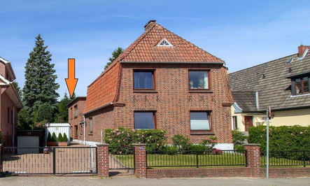 Wohnhaus auf vorderem Grundstücksteil