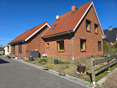 seitliche Straßenansicht .jpg