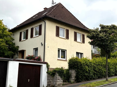 Haus mit Garage.png