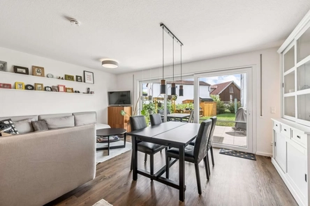 Wohnzimmer mit Essbereich
