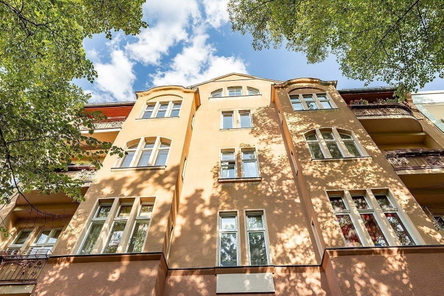Angenehme Liegenschaft, Friedenauer Altbau!