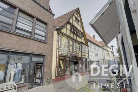 Straßenansicht 1