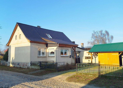Straßenansicht 01
