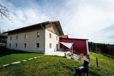 Außenansicht Wohnhaus