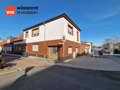 Straßenansicht