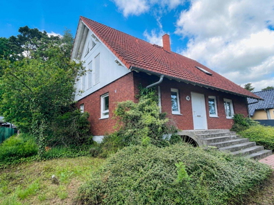 Straßenansicht