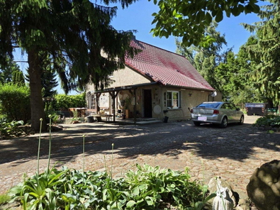 Haus und Grundstück