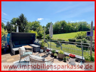 Traumterrasse mit Ausblick ins Grüne