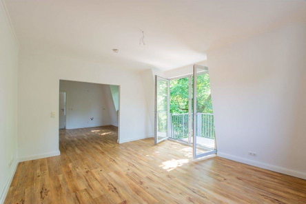 Wohnzimmer mit Küche+