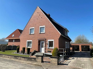 Ansicht Alberstraße mit Doppelgarage
