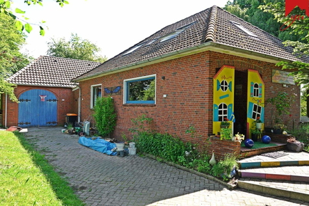 Uriger Bungalow im Grünen!