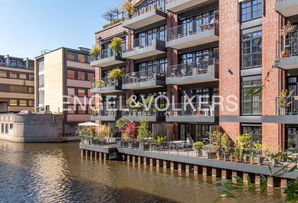 Sonnenterrasse am Uhlenhorster Kanal