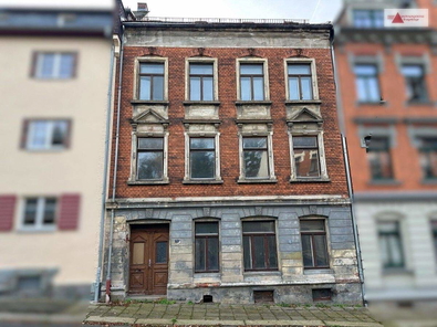 Straßenansicht