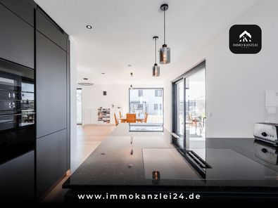 Wohnzimmer mit Essbereich