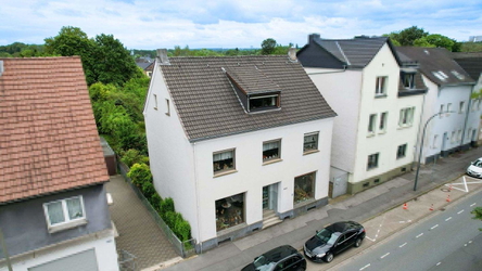 Straßenansicht
